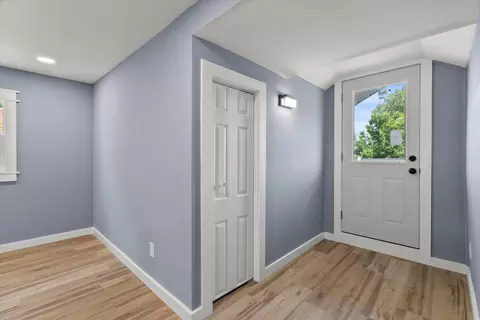 Entry Way - 2620 E 91st St, Chicago, IL 60617 photo 6 of 6
