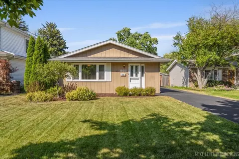 1103 Dawes Ave, Wheaton, IL 60189