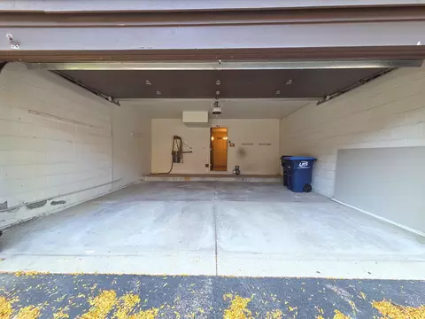 Exterior - 1833 Wildberry Dr #E, Glenview, IL 60025 photo 7 of 7