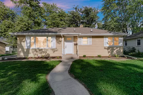 460 Marian Ave, Bradley, IL 60915