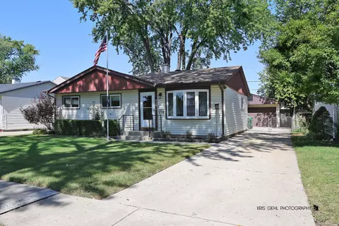 934 N Norman Ln, Wheeling, IL 60090