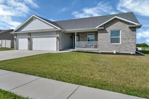 522 Lloyd Dr, Dwight, IL 60420