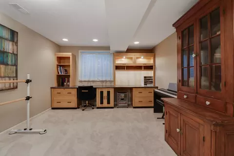 1703 Fraser Dr, Normal, IL 61761 photo 33