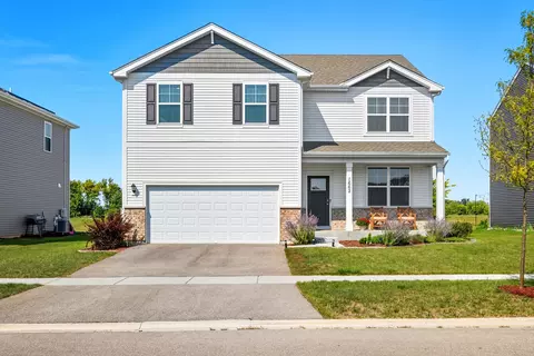 1662 Hollow Tree Ln, Pingree Grove, IL 60140