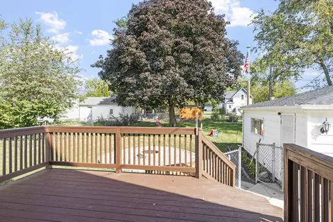 Exterior - 205 E South St, Peotone, IL 60468 photo 1 of 6