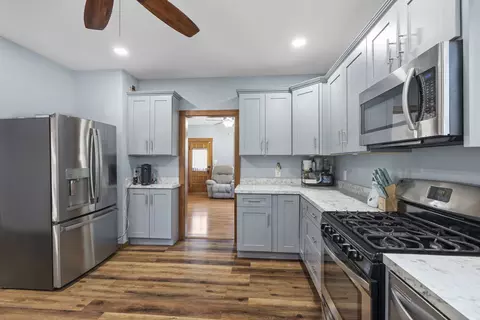 Kitchen - 205 E South St, Peotone, IL 60468 photo 2 of 2