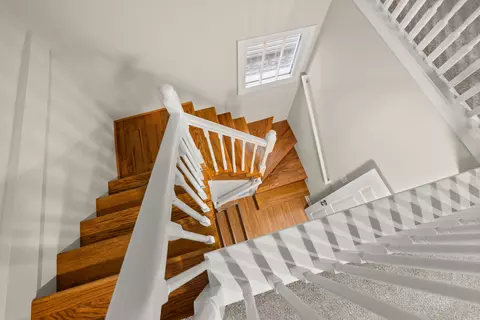 Entry Way - Undisclosed, Chicago, IL 60633 photo 1 of 1