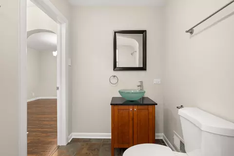 Bath - Undisclosed, Chicago, IL 60633 photo 1 of 1