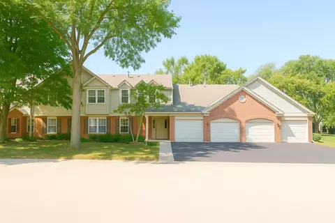 1502 Canbury Ct #D1, Wheeling, IL 60090