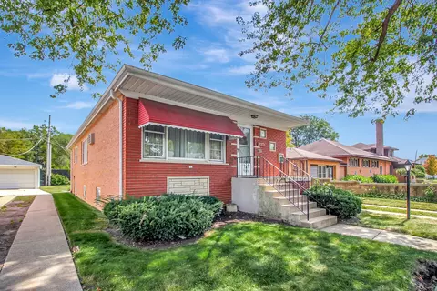 9227 S Turner Ave, Evergreen Park, IL 60805