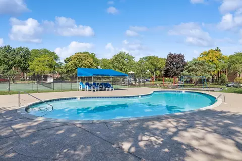 Exterior - 1575 Sandpebble Dr #226, Wheeling, IL 60090 photo 4 of 4