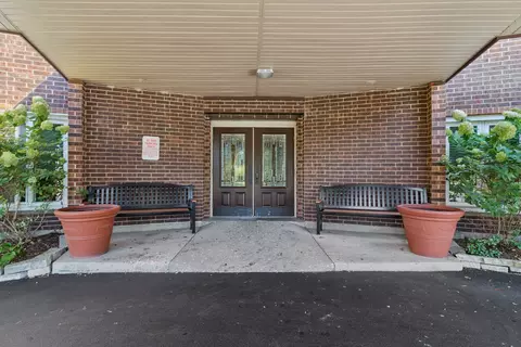 Exterior - 1575 Sandpebble Dr #226, Wheeling, IL 60090 photo 1 of 4