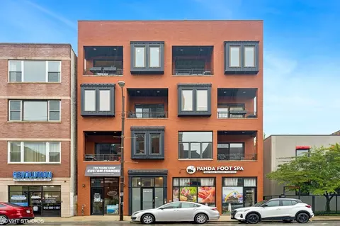 2212 W North Ave #301, Chicago, IL 60647