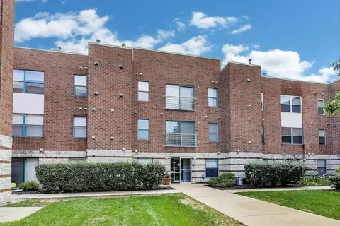 3255 Kirchoff Rd #207, Rolling Meadows, IL 60008 photo 2