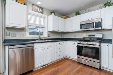 Kitchen - 3 Kylemore Rd, Bloomington, IL 61704 photo 2 of 2
