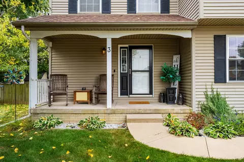 Exterior - 3 Kylemore Rd, Bloomington, IL 61704 photo 2 of 11