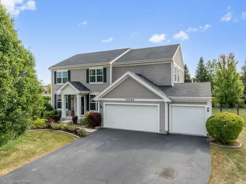 10020 Berkshire Ln, Huntley, IL 60142