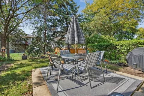 4760 Amber Cir, Hoffman Estates, IL 60192 photo 23