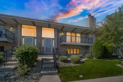 10935 California Ct #185, Orland Park, IL 60467