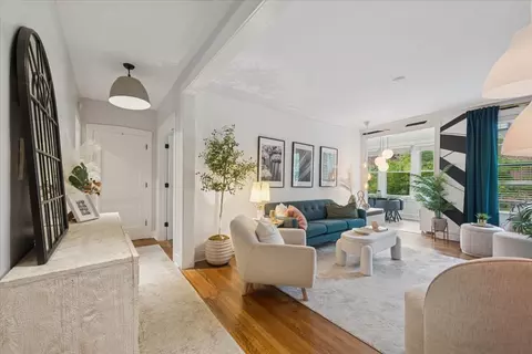 745 W Brompton Ave #2, Chicago, IL 60657 photo 5