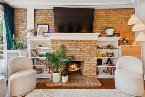 745 W Brompton Ave #2, Chicago, IL 60657 photo 3