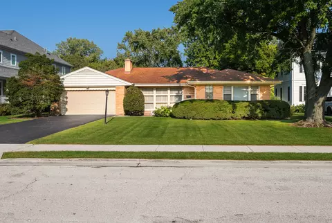 1263 Carlisle Pl, Deerfield, IL 60015