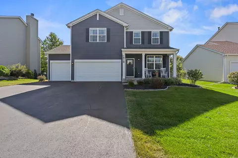 1818 Cashel Ln, Mchenry, IL 60050