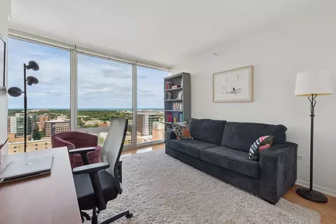 Other - 807 Davis St #1907, Evanston, IL 60201 photo 2 of 5