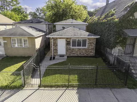 7237 S St Lawrence Ave, Chicago, IL 60619