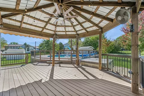 Exterior - 1455 Saddlebrook Cir, Algonquin, IL 60102 photo 3 of 6