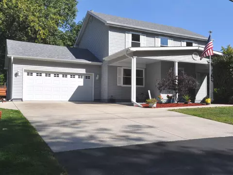 38830 N Drexel Blvd, Antioch, IL 60002