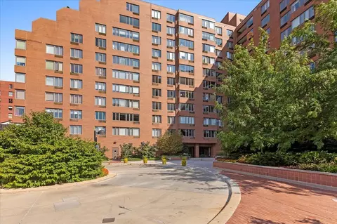801 S Plymouth Ct #801, Chicago, IL 60605
