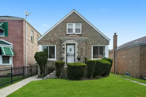 9841 S University Ave, Chicago, IL 60628