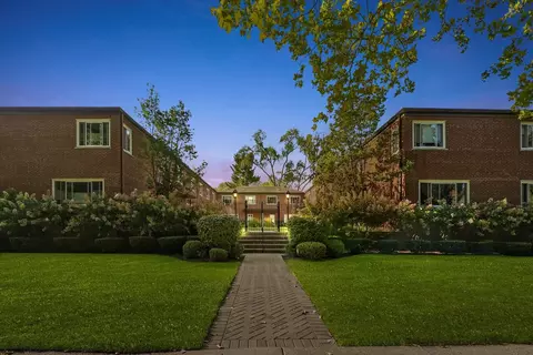 1610 Washington St, Evanston, IL 60202