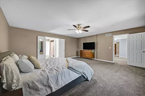 Bedroom - 35 Chiswick Cir, Bloomington, IL 61704 photo 2 of 4
