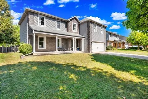 Exterior - 35 Chiswick Cir, Bloomington, IL 61704 photo 9 of 9