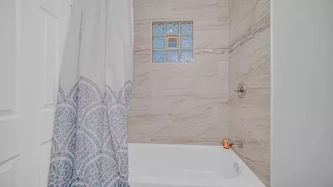 Bath - 16219 Turner Ave, Markham, IL 60428 photo 3 of 3