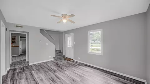 Living - 16219 Turner Ave, Markham, IL 60428 photo 4 of 7