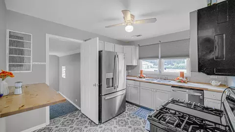 Kitchen - 16219 Turner Ave, Markham, IL 60428 photo 1 of 3