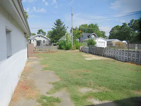 2808 Prairie Ave, Mattoon, IL 61938 photo 8