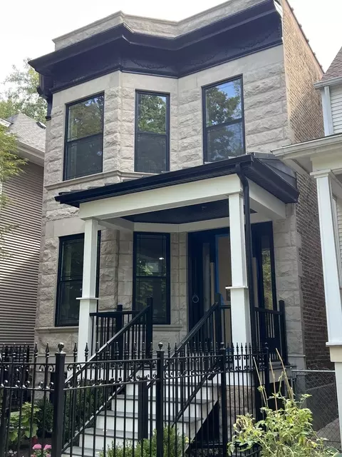 Undisclosed, Chicago, IL 60618