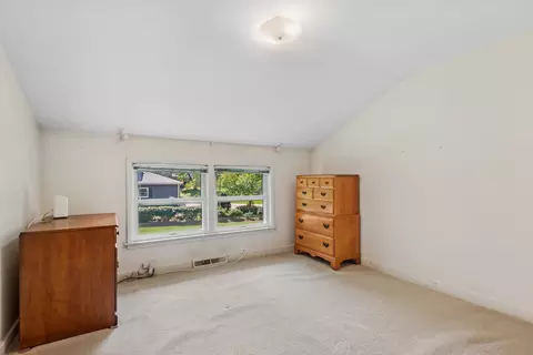 Bedroom - 104 Elm St, Wheaton, IL 60189 photo 3 of 4