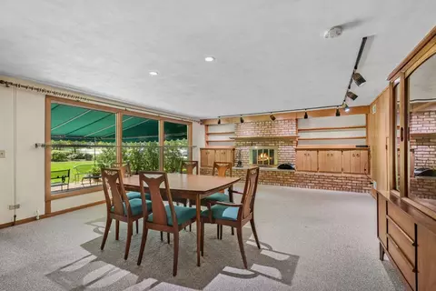 Dining - 104 Elm St, Wheaton, IL 60189 photo 1 of 1