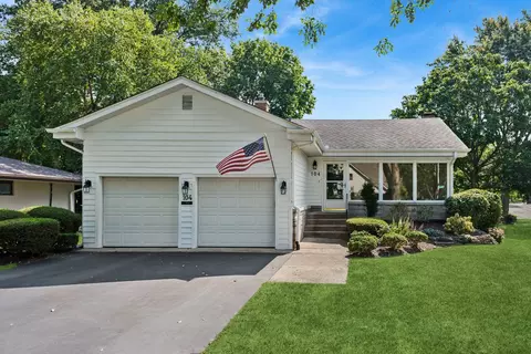 104 Elm St, Wheaton, IL 60189