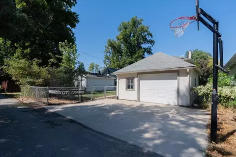 2009 E Taylor St, Bloomington, IL 61701 photo 46