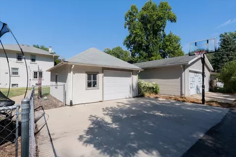 2009 E Taylor St, Bloomington, IL 61701 photo 45