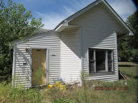 506 S Brown St, Kansas, IL 61933