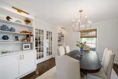 Dining - 1255 Tinker Way, Glenview, IL 60025 photo 2 of 3