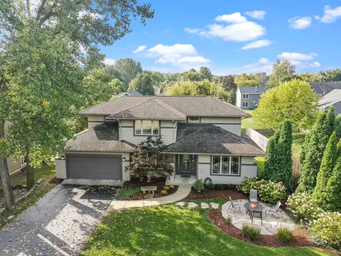 1493 W Autumn Rd, Palatine, IL 60067