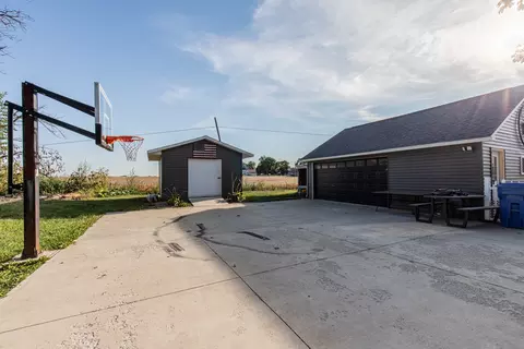 425 E Main St, Wyanet, IL 61379 photo 35